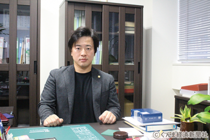 医師で弁護士の鈴木氏
