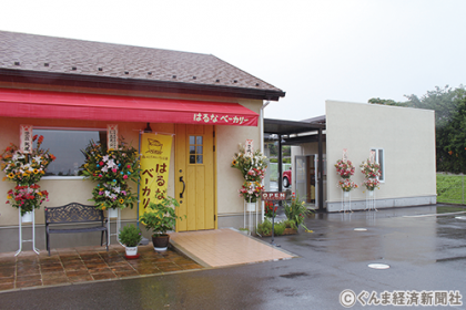 リニューアル後のベーカリー、右側が増築部分