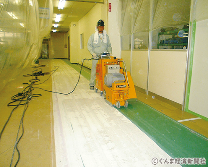 工場ごとに適した樹脂や工法を採用。クリーンな空間づくりに努めている